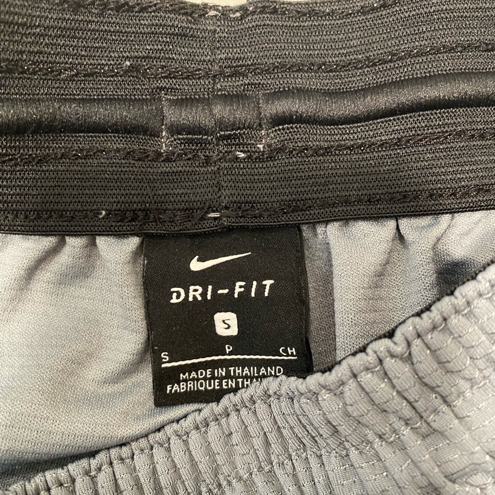 Nike Dri-Fit Shorts - Boys Small